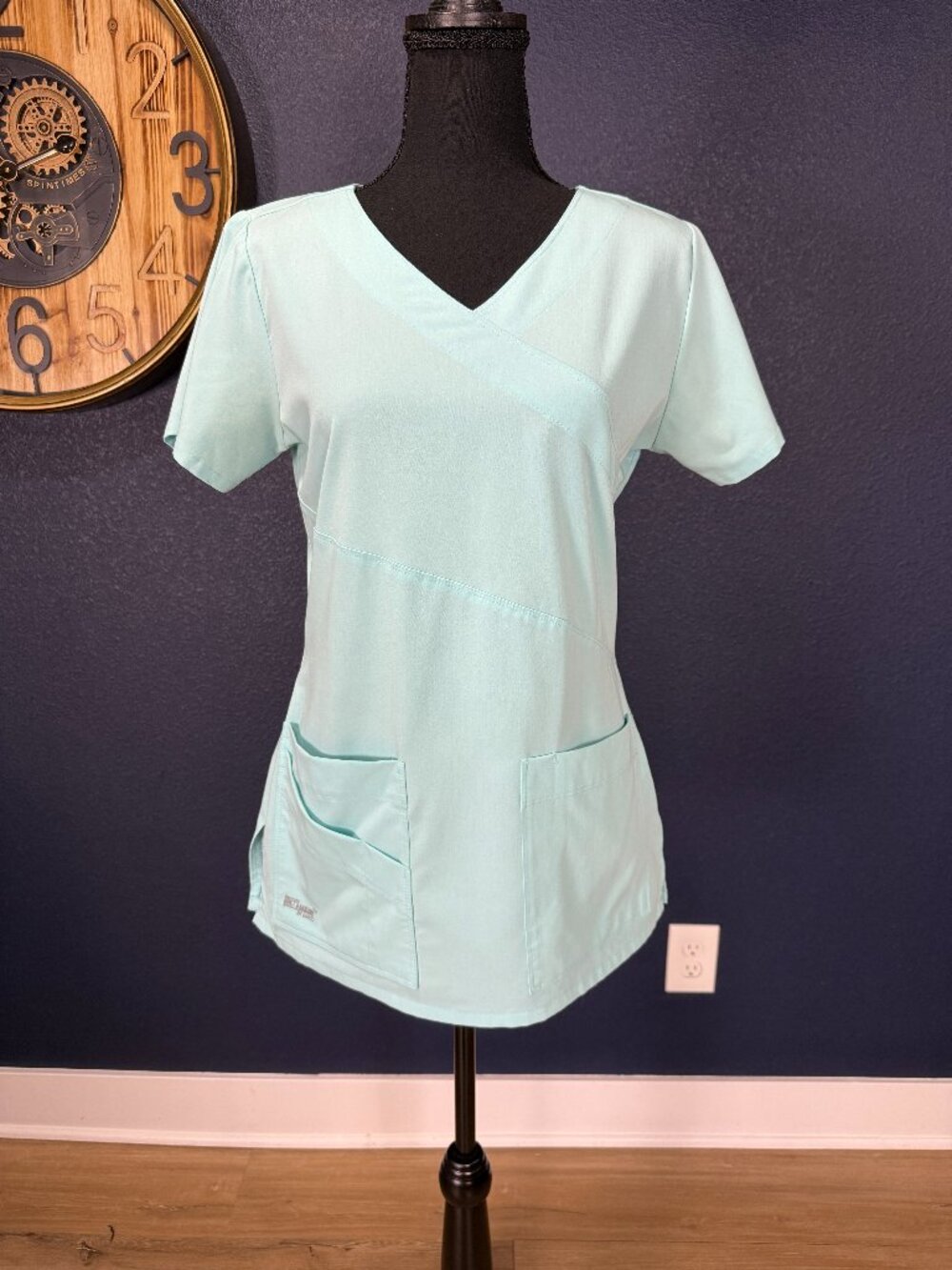 Grey's Anatomy Signature Teal Crossover V-Neck Scrub Top | S
